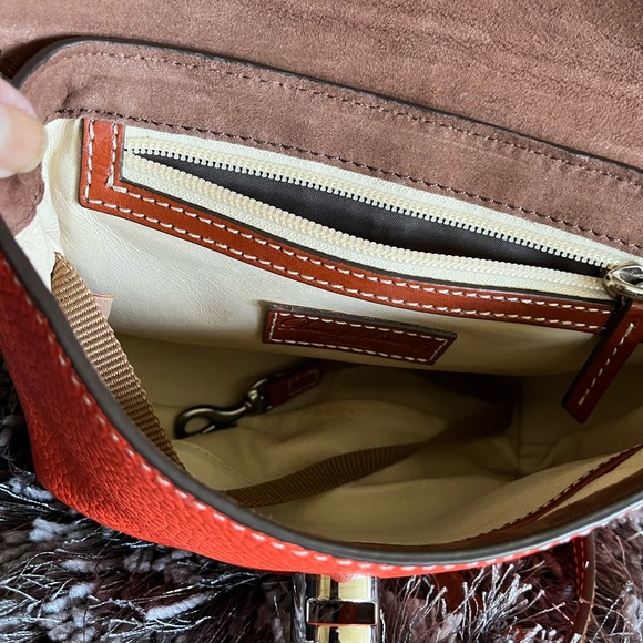 Dooney & Bourke mini crossbody bag - Picture 3 of 4